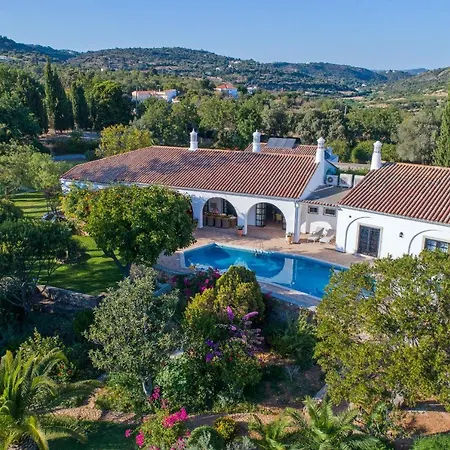 Dos Ciprestes By Portucasa