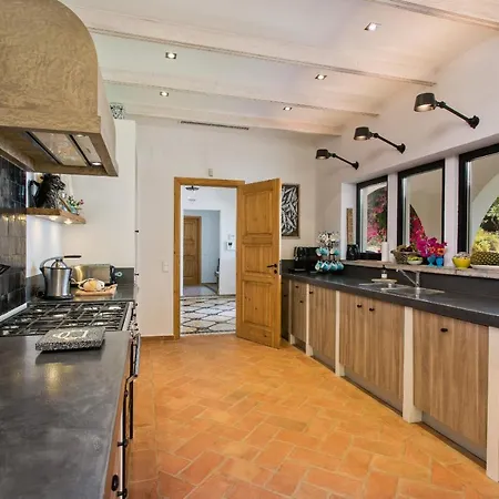 Villa Dos Ciprestes By Portucasa *
